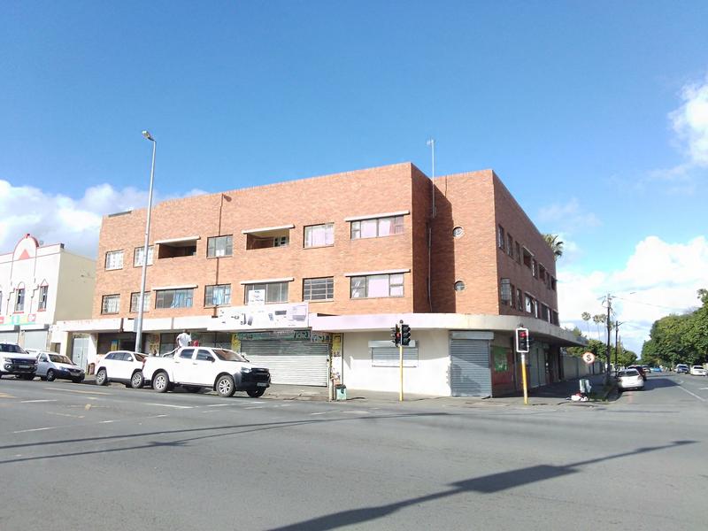 To Let commercial Property for Rent in Southernwood Eastern Cape